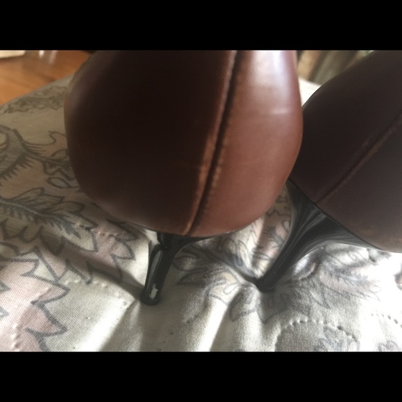 Shoes Set is 41 - Picture 6 of 8